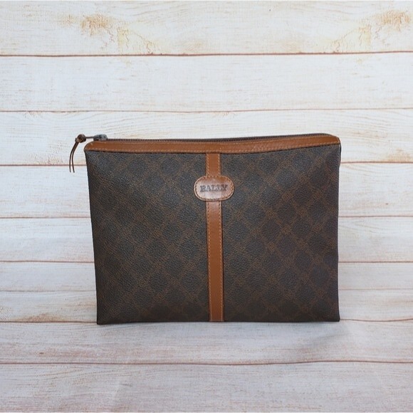 Bally Travel/Cosmetic/Toiletry Bag - Picture 1 of 16